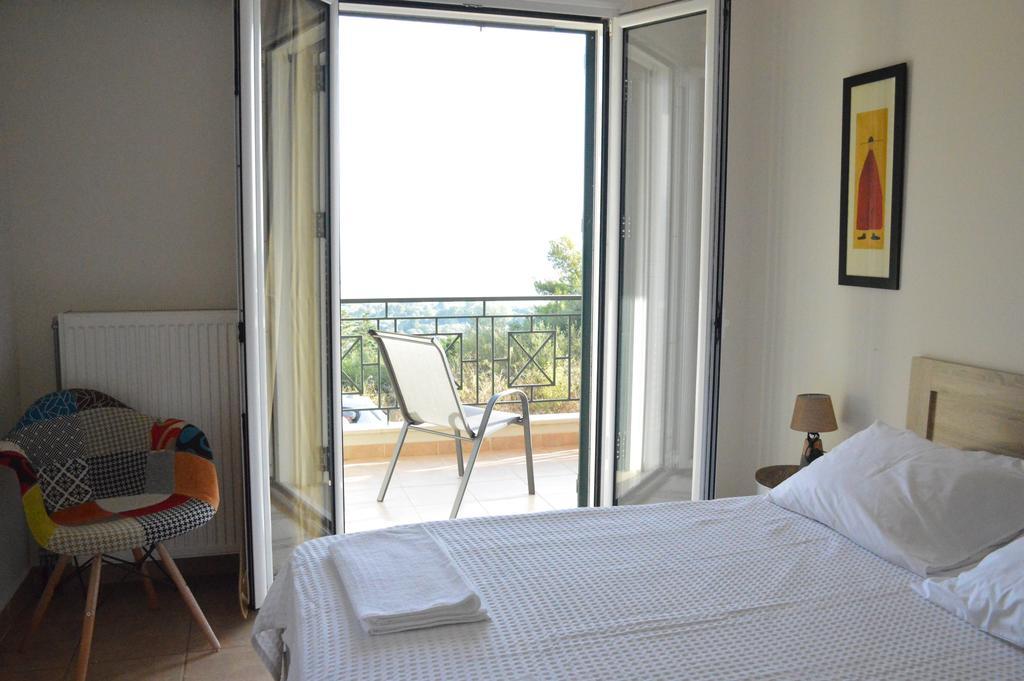 Apartamento Erismini Frínion Exterior foto
